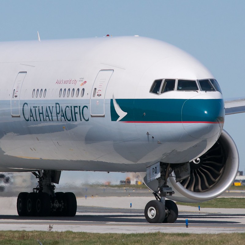 Cathay Pacific plane photo by flickr user BriYYZ