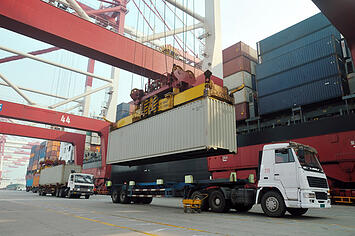 Solving Port Congestion