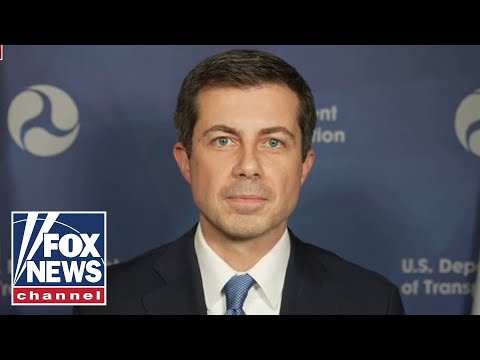 Pete Buttigieg defends Biden&#039;s plan to solve supply chain bottleneck